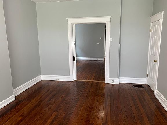 4th image of 3300 Wyoming St #2