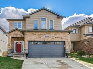 1921 Frederick Cres, London, ON N5W0A5