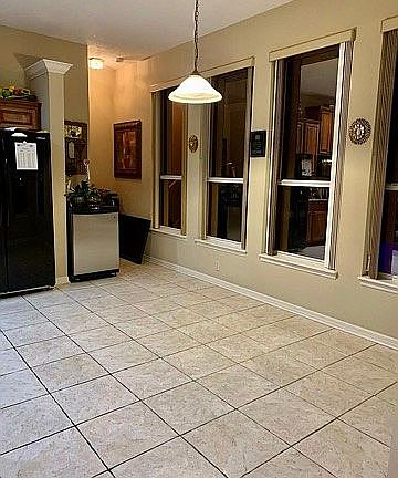 4th image of 279 Lakay Pl
