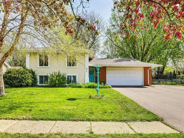 837 Cortland Dr, Apple Valley, MN 55124