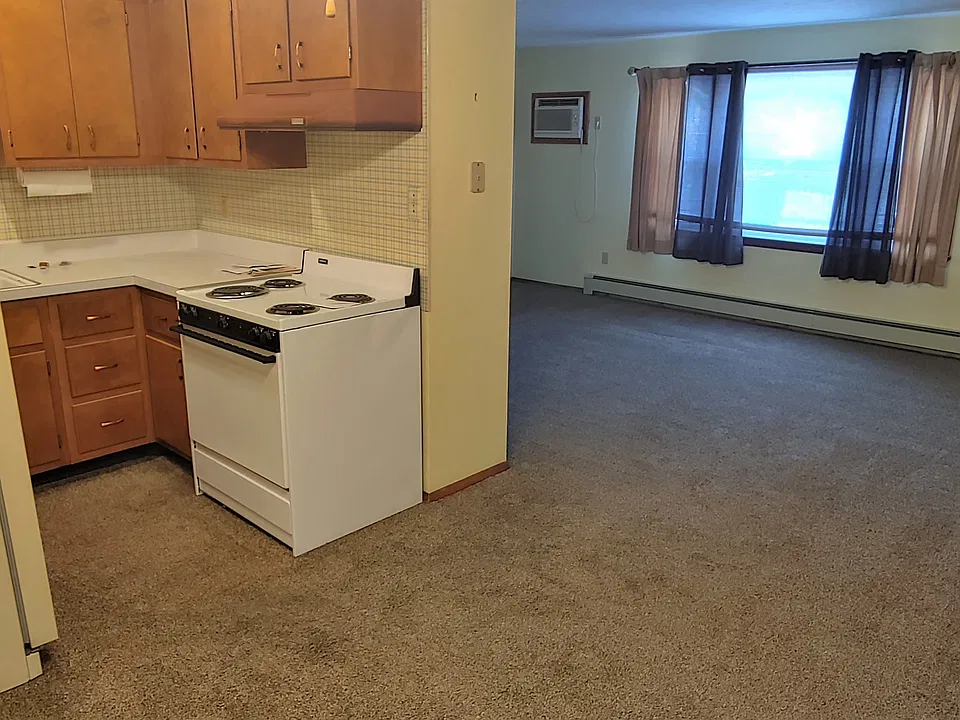 Kitchen/Dining area combo