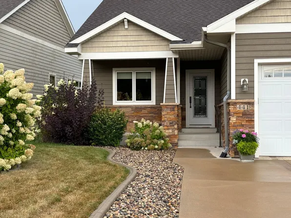 441 Kottke Ct SE, Hutchinson, MN 55350