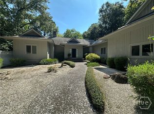 4 Gossamer Ln, Savannah, GA 31411