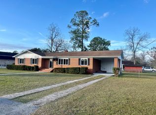 205 Hobbs St, Blackshear, GA 31516