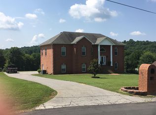 2959 N Mount Pleasant Rd, Greenbrier, TN 37073