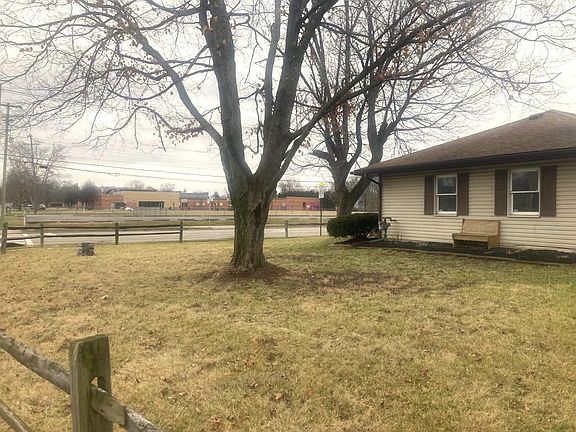 5th image of 4653 E Livingston Ave