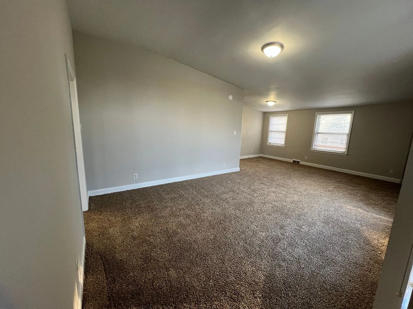 One Story House with Finished Basement — Photo 2