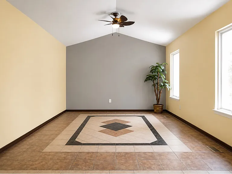 21221 W Chastworth Ln — Photo 12