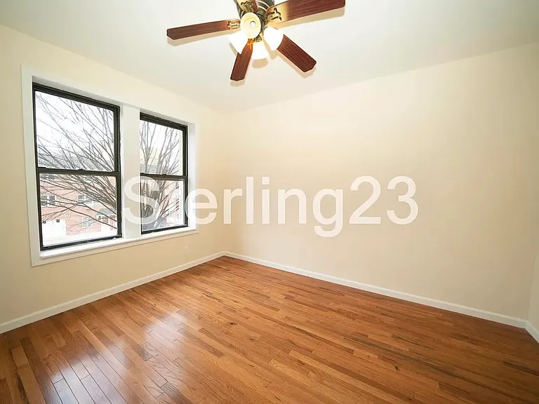 23-53 28th St #1C — Photo 1