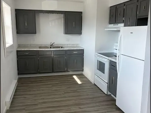 1902 1st Ave APT C, Sterling, IL 61081