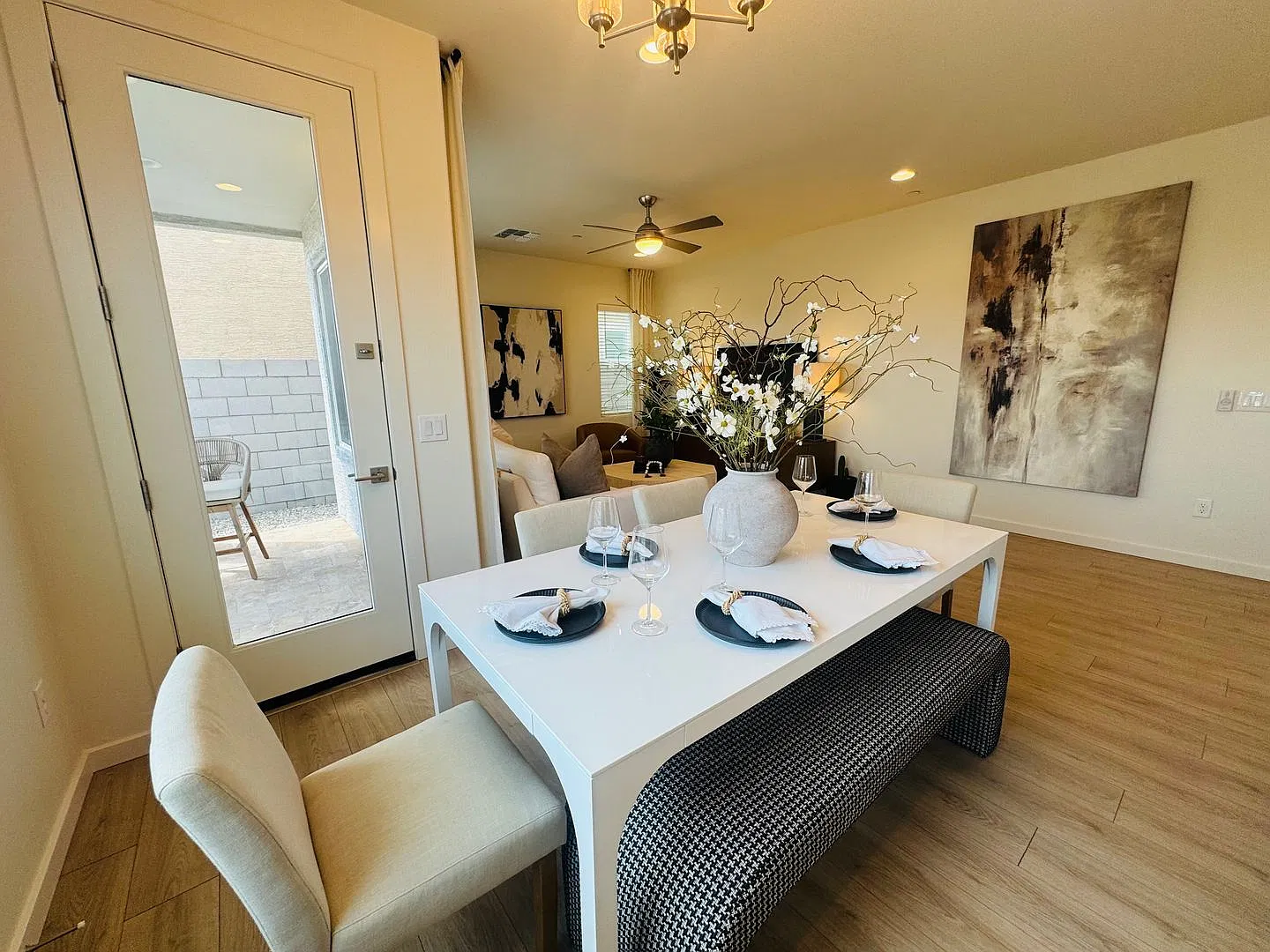 Newly Built, Beautiful Home, Pet Friendly, Upgraded Lifestyle - Now Available — Photo 4