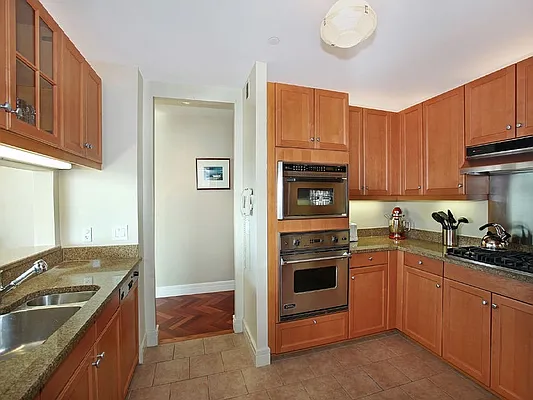 Sold by Sotheby's International Realty | media 9