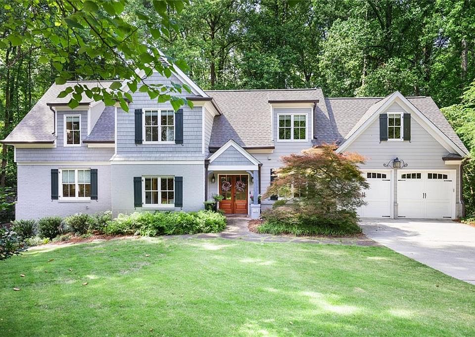 1st image of 132 Underwood Dr NW