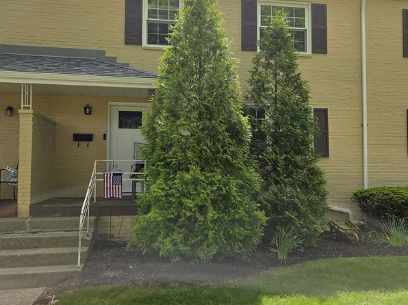 102 Raleigh Ct, Pittsburgh, PA 15237