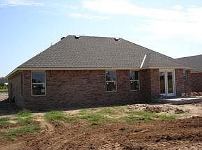 2nd image of 2309 W Woodland Way