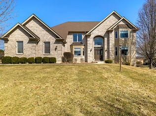 7216 Bonnie Dr, Crystal Lake, IL 60014