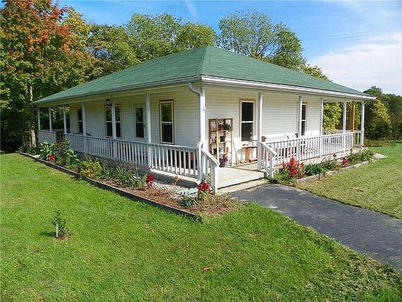 2nd image of 1576 W County Road 1050 S