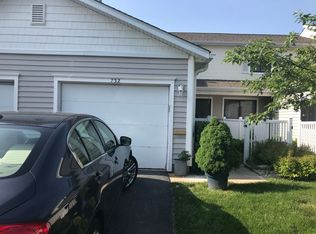 732 Sunfish Poin, Schaumburg, IL 60194