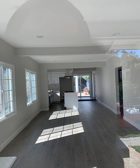3038 Redwood St — Photo 3