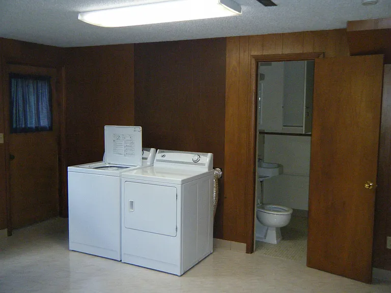 712 Woodside Dr — Photo 14
