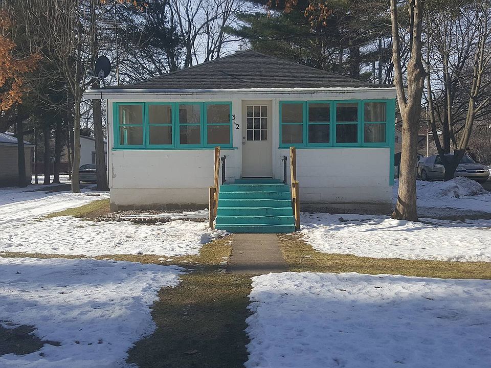 1st image of 312 Cedar