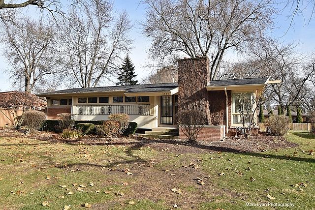 1st image of 320 S Westlawn Ave