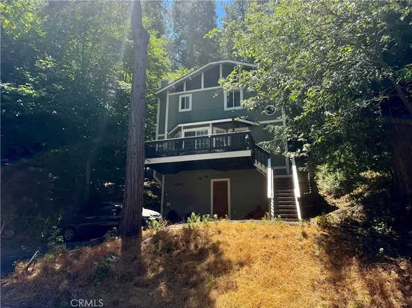 23819 Scenic Dr, Crestline, CA 92325