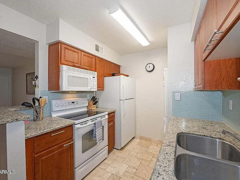 5995 N 78th St #1028 — Photo 8