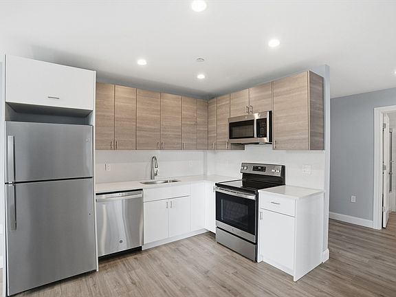 2nd image of 632 Centre St #306