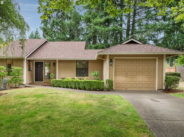 15125 SW Almonte Ct, Beaverton, OR 97007