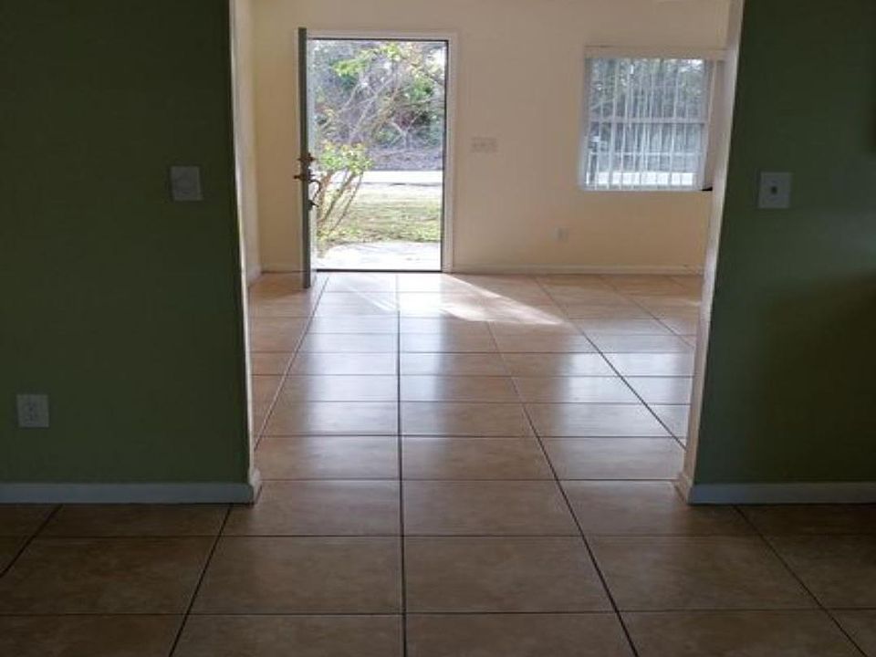 2nd image of 5408 Shore Dr