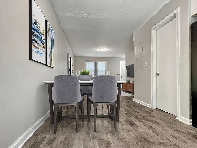 Maple Lakes Townhomes — Photo 6
