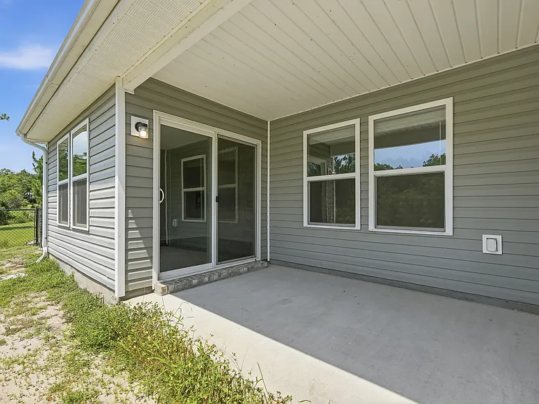 136 Pfitzer Ct — Photo 45