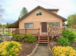 861 Schroeder Ln, Grants Pass, OR 97527