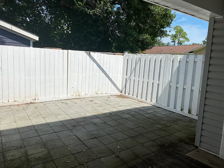 6301 Timberline St #G — Photo 9