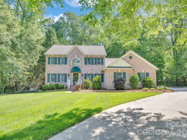 106 Mist Valley Dr, Salisbury, NC 28146