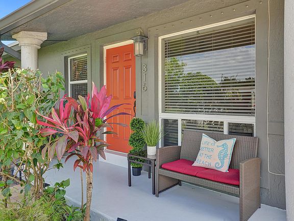 3rd image of 316 NW 28th Court