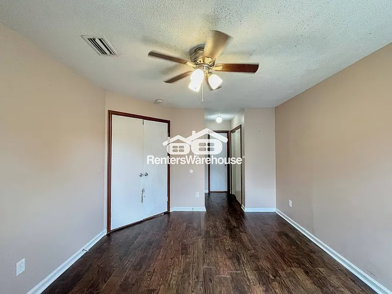 521 Brisa Dr — Photo 14