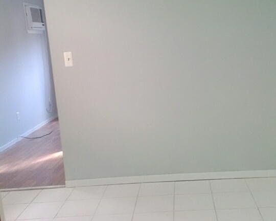 5th image of 19 Downes Ave