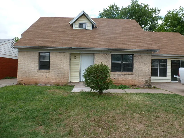 5209 Llano St — Photo 1