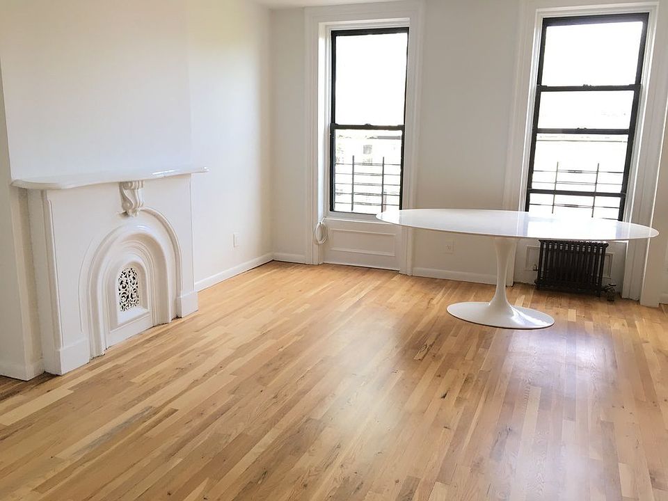 1st image of 289 Macon St #2