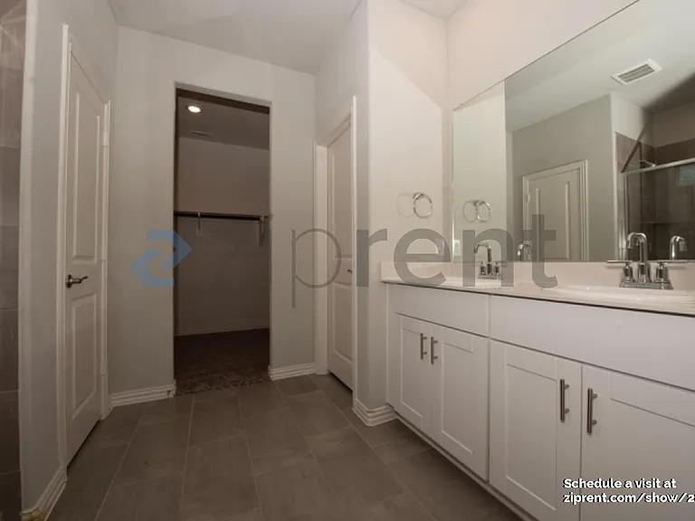3427 Flatiron Dr — Photo 7