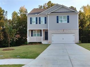 215 Oak Leaf Rd, Dallas, GA 30132