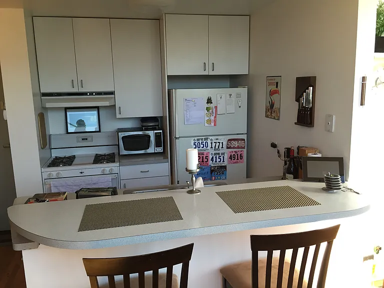 413 N. Carpenter St. — Photo 3