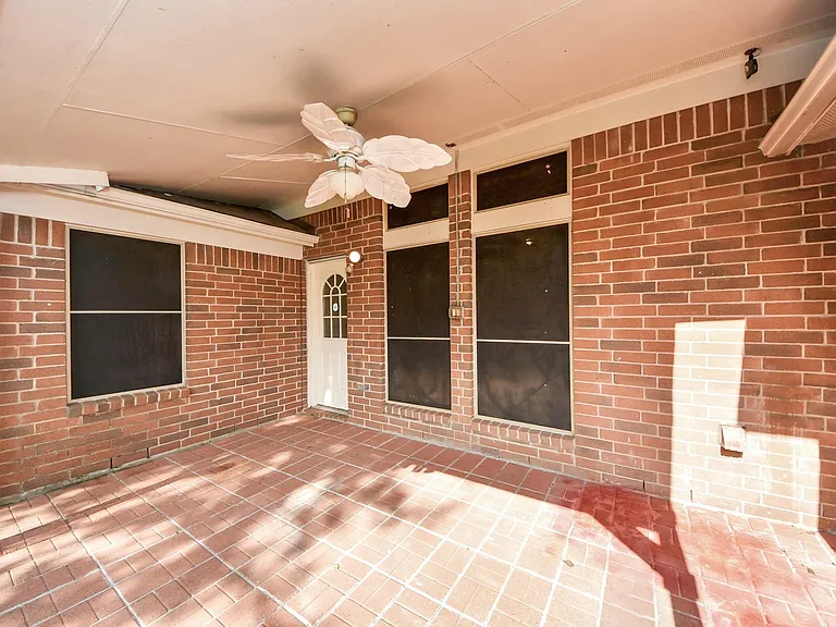 5618 Painted Trail Dr — Photo 31