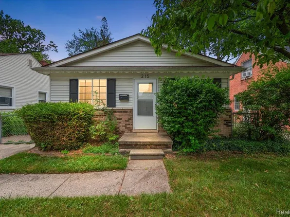215 N Vermont Ave, Royal Oak, MI 48067