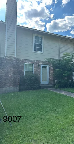 9007 Clusters Dr Photo 1
