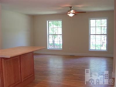 4th image of 10257 N Olde Towne Wynd