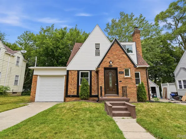 1527 Gainey Ave, Flint, MI 48503