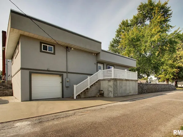 1528 N 18th St, Quincy, IL 62301